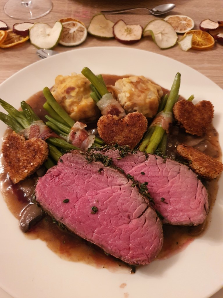 Kräuterfilet in Champignonsoße